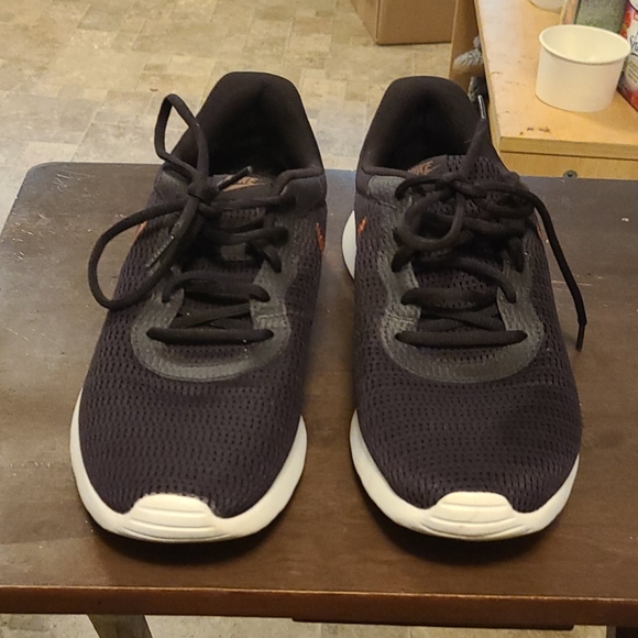 dark purple nike sneakers